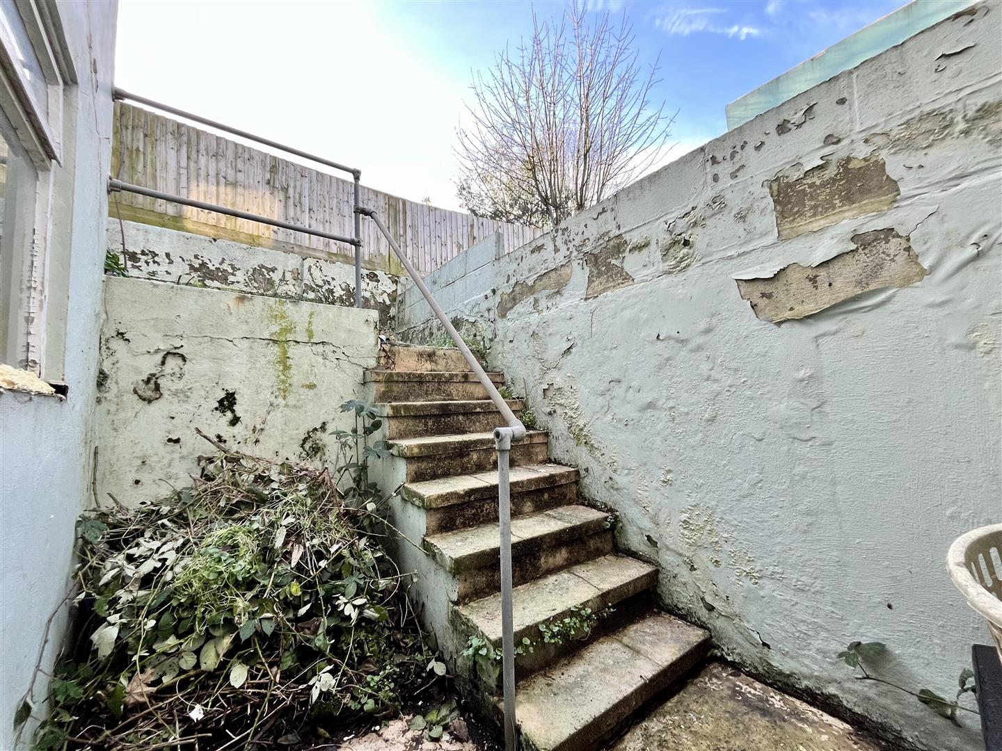 2 bed property in Hughenden Road, Hastings